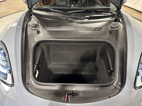 Used 2025 Porsche 718 Boxster RWD image 26