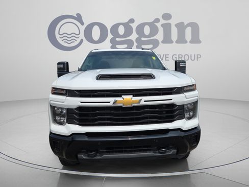Certified 2025 Chevrolet Silverado 2500 Custom w/ Custom Value Package AWD/4WD image 8