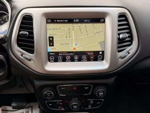 Used 2019 Jeep Compass High Altitude AWD/4WD image 18