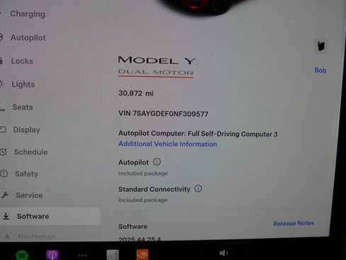 Used 2022 Tesla Model Y Performance image 32