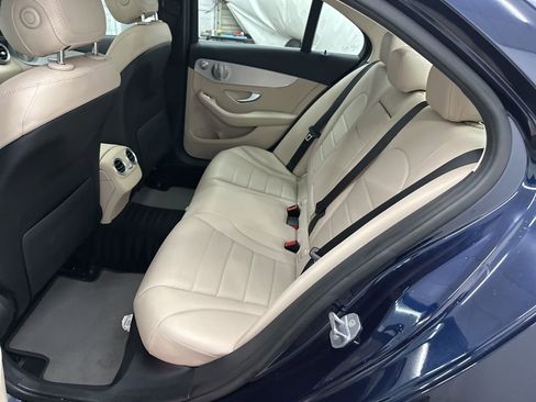 Used 2019 Mercedes-Benz C 300 Sedan image 25