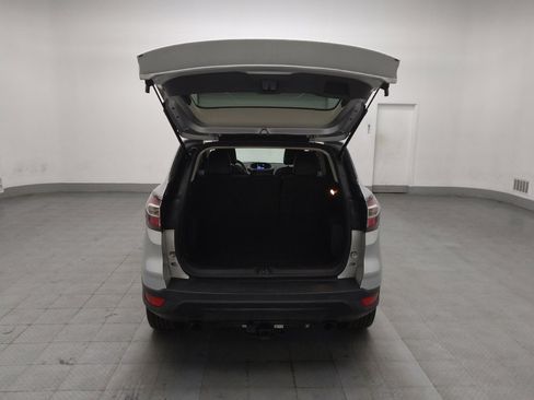 Used 2017 Ford Escape SE w/ SE Sport Appearance Package image 29