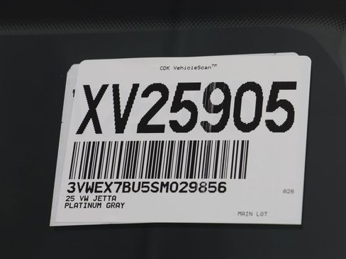 Used 2025 Volkswagen Jetta SE image 25