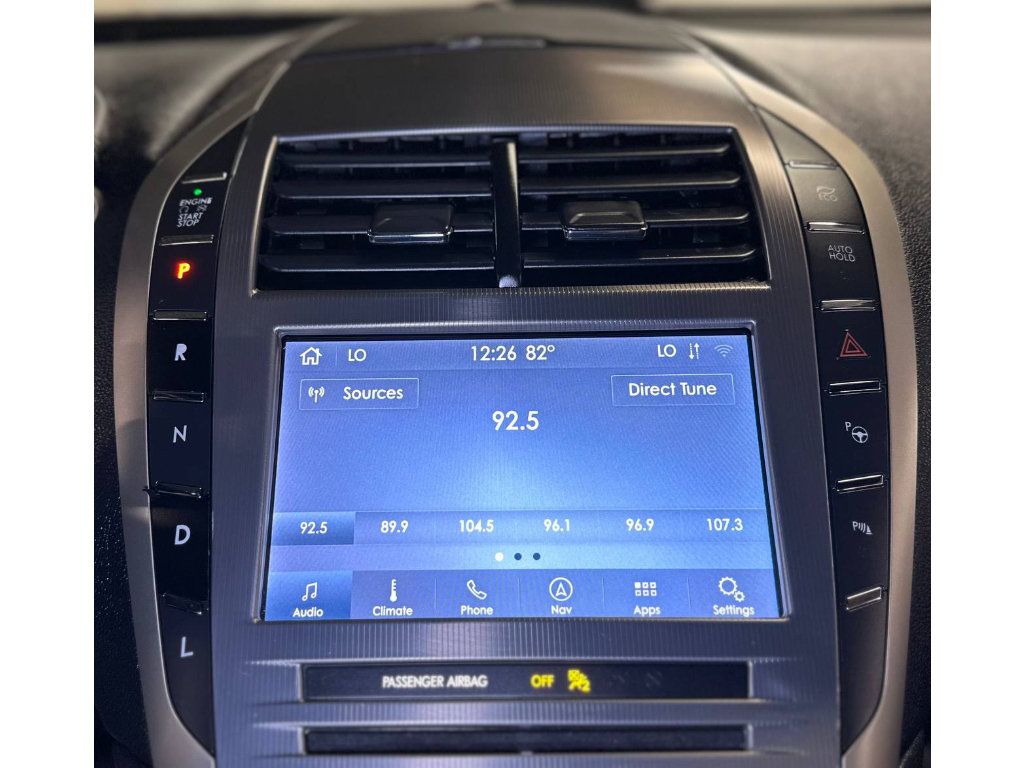 Used 2020 Lincoln MKZ Reserve FWD image 27