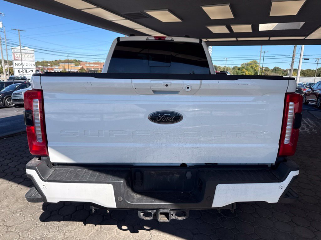 Used 2023 Ford F350 Lariat w/ Lariat Ultimate Package AWD/4WD image 7