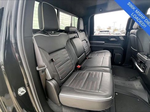 Used 2024 GMC Sierra 2500 AT4X image 34