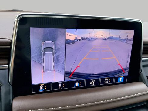 Used 2021 Chevrolet Tahoe High Country RWD image 26