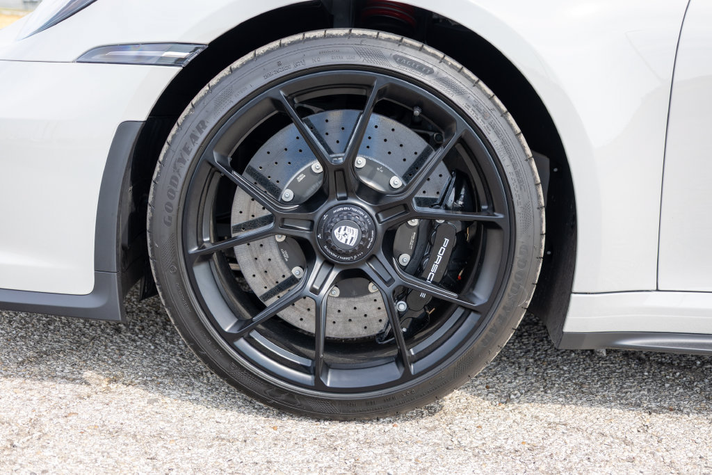 Used 2024 Porsche 911 GT3 RWD image 26