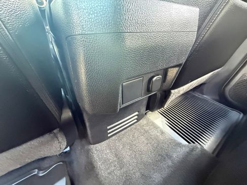 Used 2025 Toyota Tacoma TRD Off-Road image 29