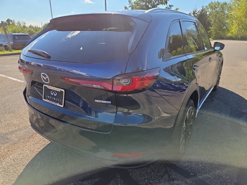 Used 2025 MAZDA CX-90 Plug-In Hybrid w/ Preferred AWD/4WD image 7