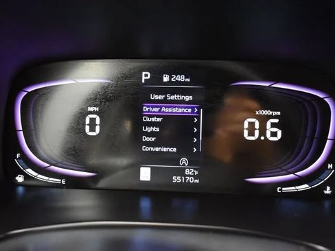 Used 2023 Kia Soul LX w/ Option Group 015 FWD image 28