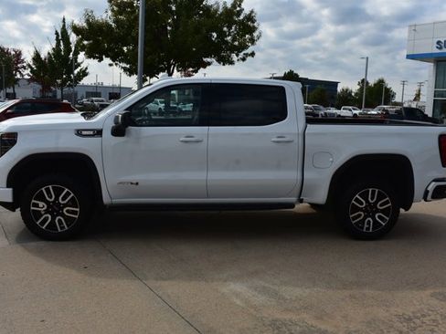 Used 2025 GMC Sierra 1500 AT4 w/ AT4 Premium Package image 9