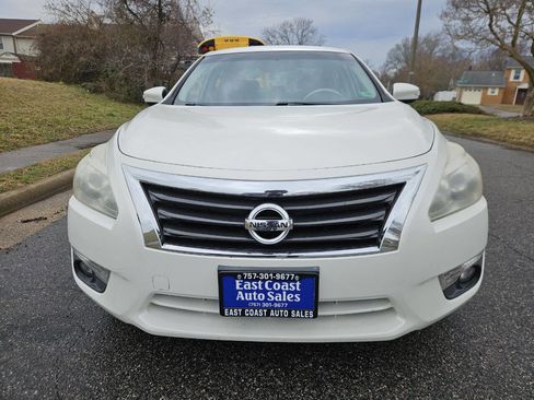Used 2014 Nissan Altima 2.5 SL w/ Technology Package image 10