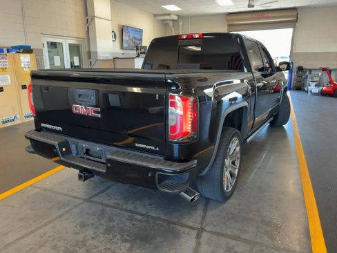 Used 2017 GMC Sierra 1500 Denali w/ Denali Ultimate Package AWD/4WD image 2