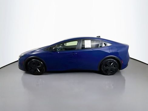 Certified 2026 Toyota Prius Plug-In Hybrid FWD image 4