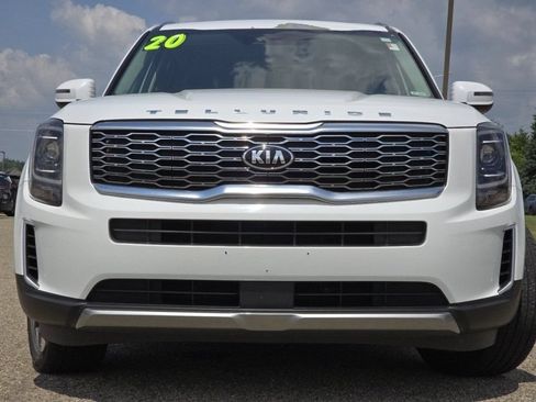Used 2020 Kia Telluride S w/ S 8 Passenger Seating Package AWD/4WD image 13