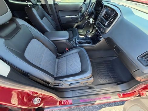 Used 2020 Chevrolet Colorado Z71 RWD image 11