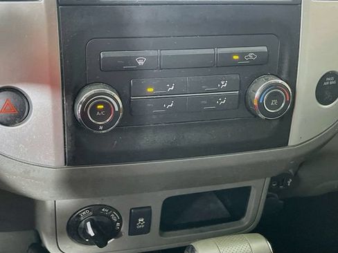 Used 2019 Nissan Frontier SV AWD/4WD image 15