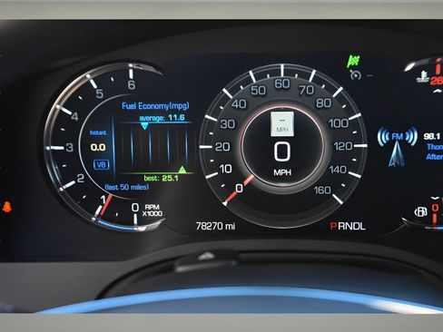 Used 2020 Cadillac Escalade Platinum AWD/4WD image 17