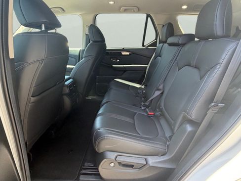 Used 2024 Honda Pilot EX-L image 15