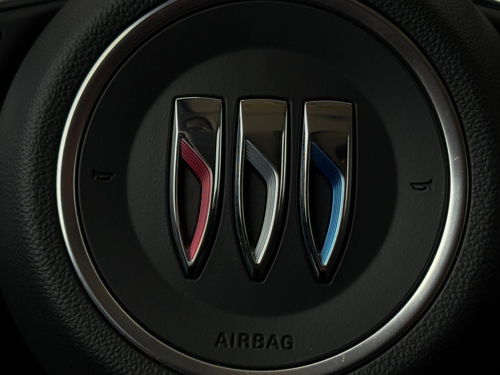 Used 2024 Buick Envision Preferred AWD/4WD image 25
