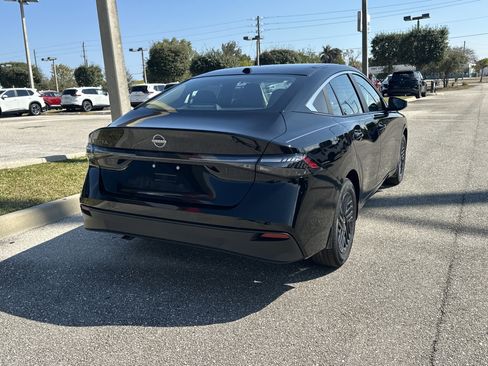 New 2026 Nissan Sentra SV image 6