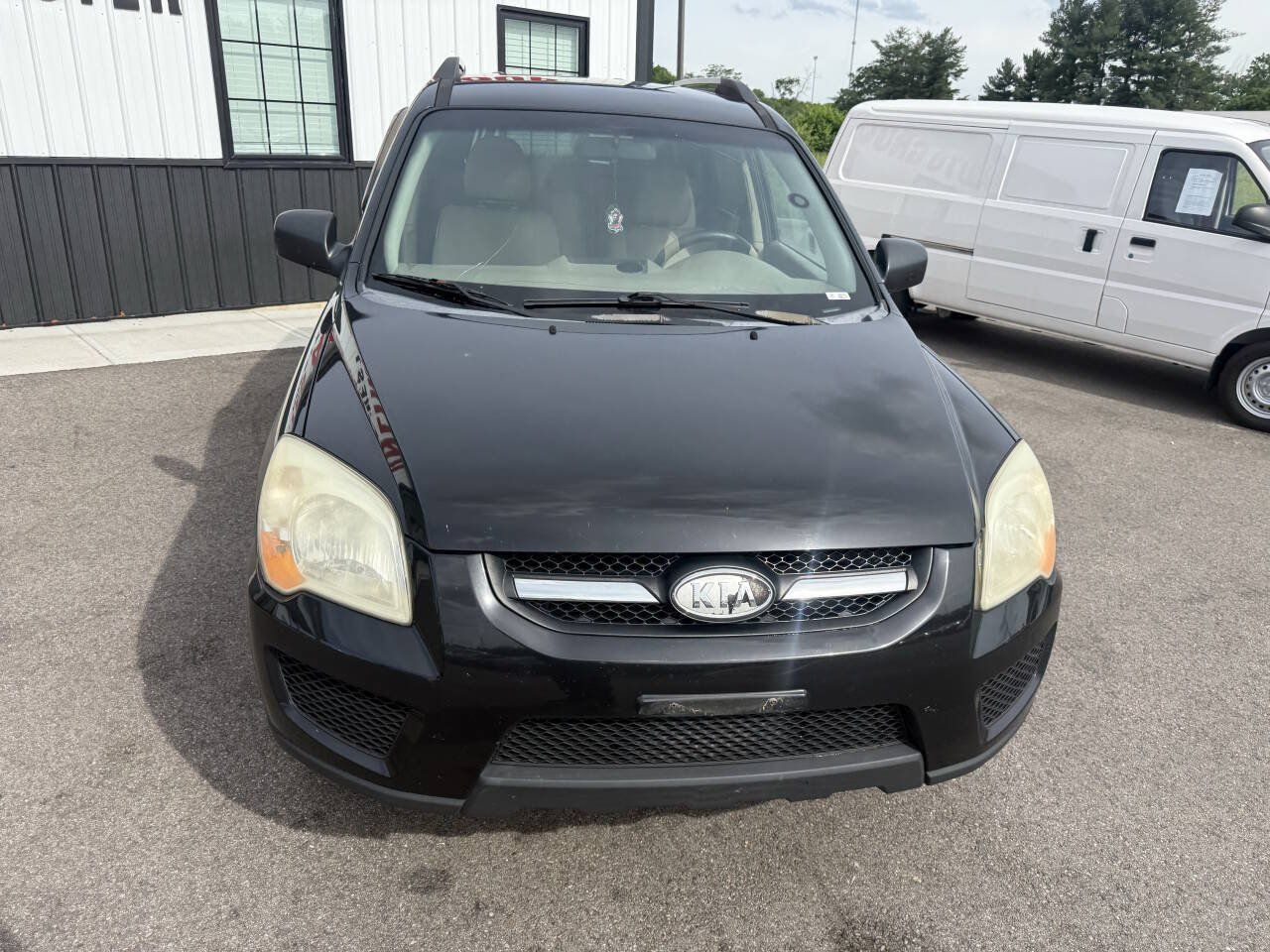 Used 2009 Kia Sportage LX FWD image 2