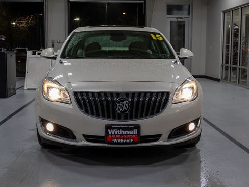 Used 2015 Buick Regal Premium w/ Experience Buick Package image 4