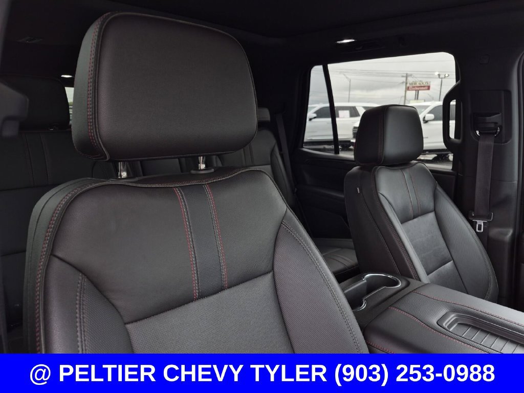 Used 2022 Chevrolet Tahoe RST w/ Luxury Package RWD image 14