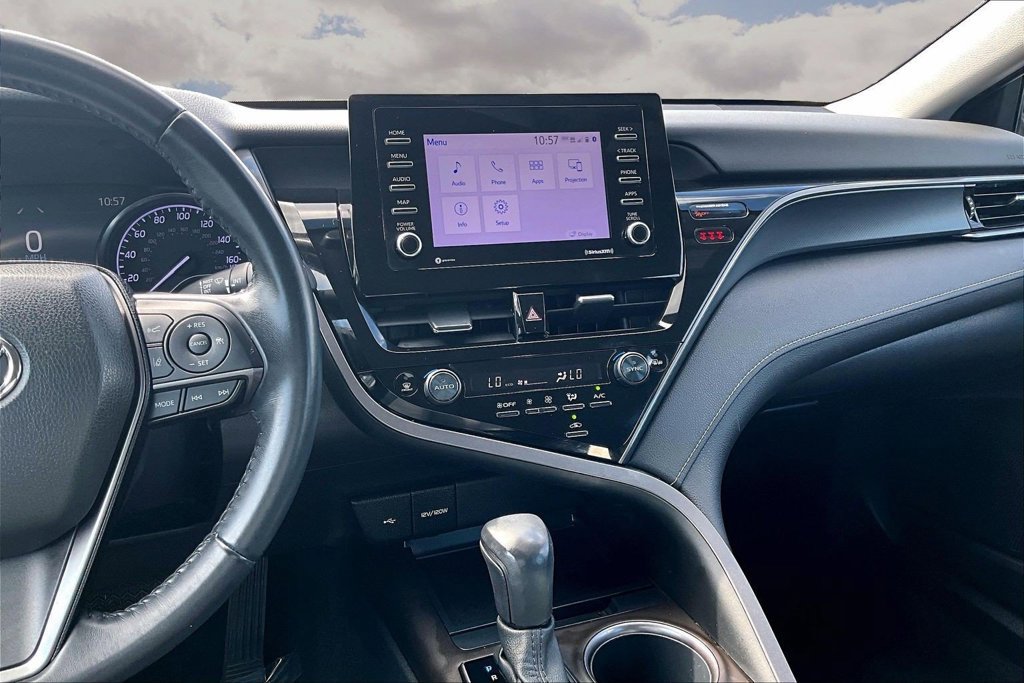 Used 2023 Toyota Camry SE w/ Convenience Package AWD/4WD image 9