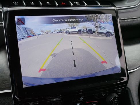 Used 2023 Jeep Grand Cherokee Limited AWD/4WD image 28
