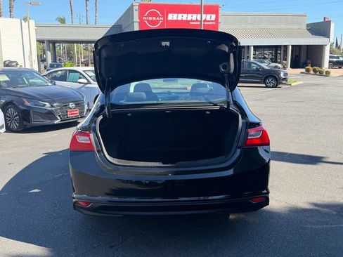 Used 2023 Chevrolet Malibu LT FWD image 7