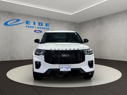 New 2026 Ford Explorer ST-Line w/ ST-Line Street Pack image 2