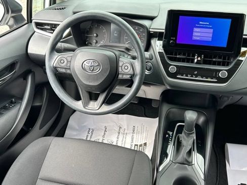 Used 2023 Toyota Corolla LE w/ LE Convenience Package FWD image 44