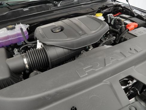 New 2026 RAM 1500 4x4 Crew Cab image 35