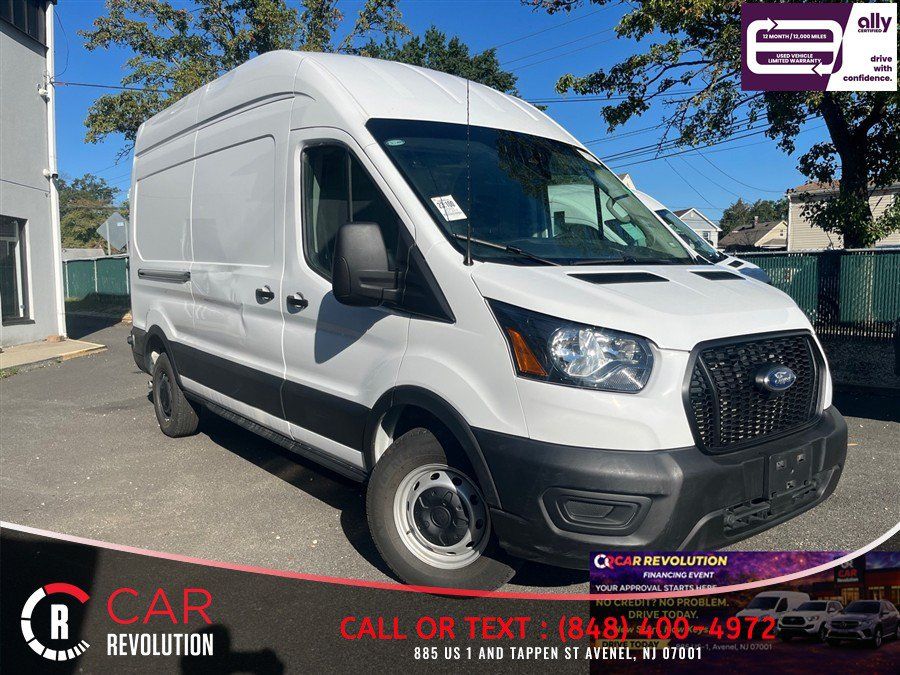 Used 2025 Ford Transit 250 148 High Roof RWD image 1