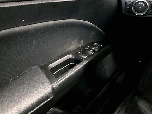 Used 2017 Ford Fusion SE w/ Fusion SE Technology Package image 36