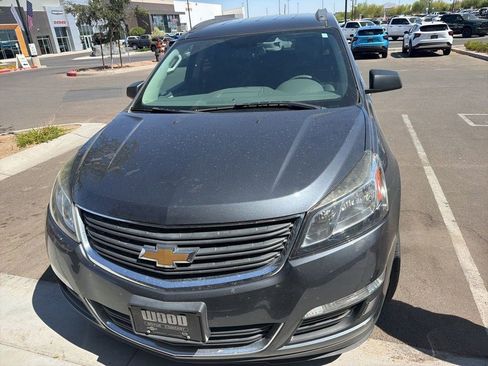 Used 2013 Chevrolet Traverse LS FWD image 5