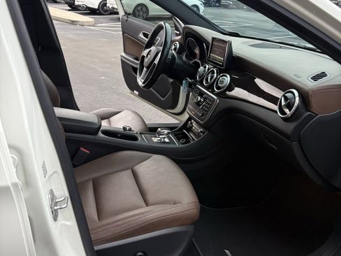 Used 2015 Mercedes-Benz GLA 45 AMG 4MATIC image 21