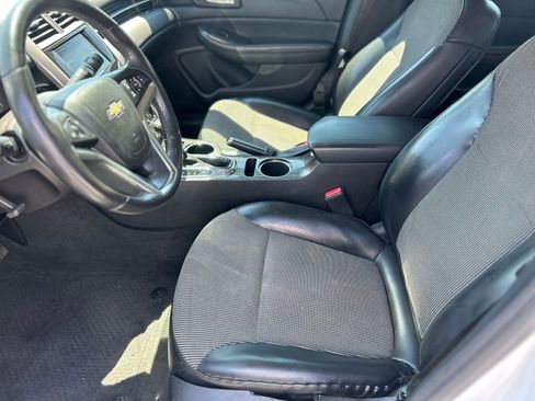 Used 2015 Chevrolet Malibu LT image 23