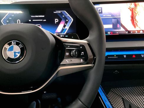 Certified 2025 BMW X3 xDrive30i w/ Convenience Package image 21