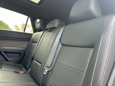 Used 2023 Volkswagen Atlas Cross Sport SEL R-Line image 23