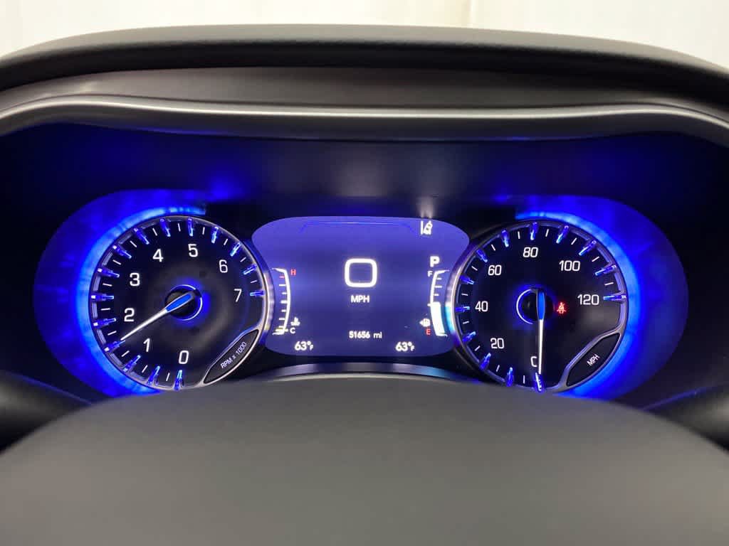Used 2025 Chrysler Pacifica Select FWD image 25