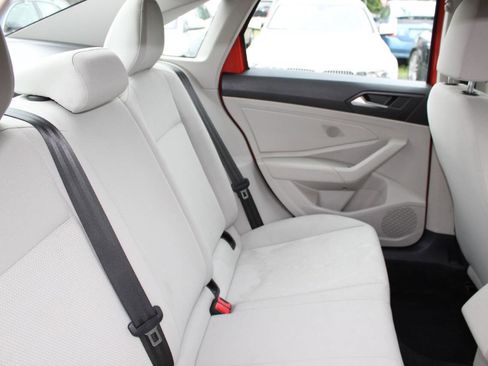 Used 2019 Volkswagen Jetta S w/ Driver Assistance Package image 18