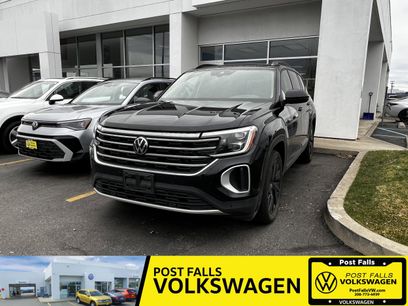 Used 2024 Volkswagen Atlas SE w/ Panoramic Sunroof Package