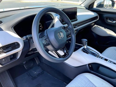 Used 2023 Honda HR-V LX image 17