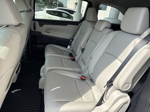New 2026 Honda Odyssey EX-L image 9