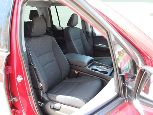 Used 2024 Honda Ridgeline Sport image 26