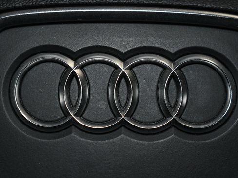 Used 2021 Audi Q3 2.0T Premium Plus w/ Premium Plus Package image 29