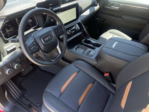 New 2026 GMC Sierra 2500 AT4 w/ AT4 Premium Plus Package AWD/4WD image 10
